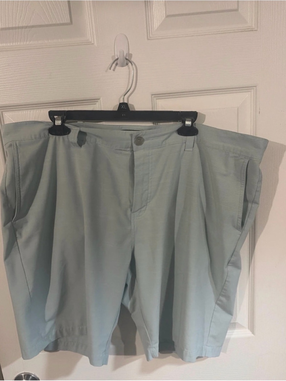 Travis Mathew shorts 2 pairs size 42